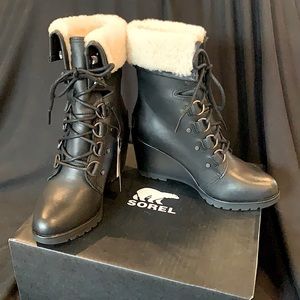 Sorel After Hours Lace Up Shearling Black Size 7